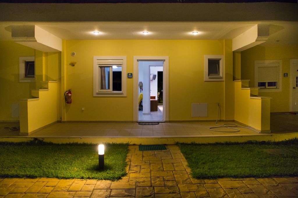 זכארו Vakis Apartments מראה חיצוני תמונה