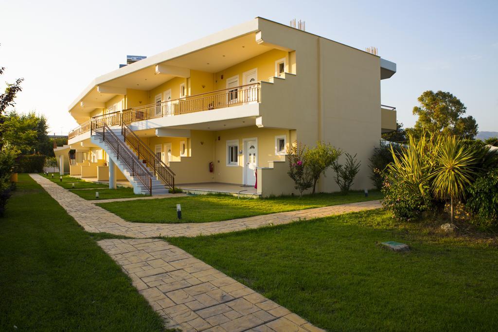 זכארו Vakis Apartments מראה חיצוני תמונה